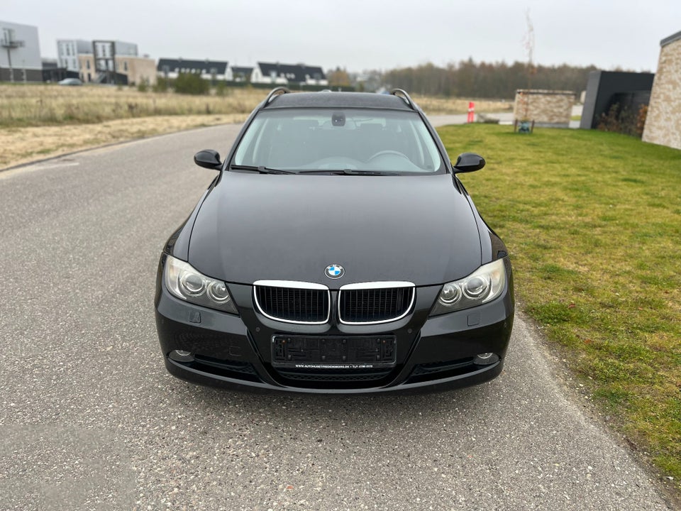 BMW 320d 2,0 Touring aut. 5d