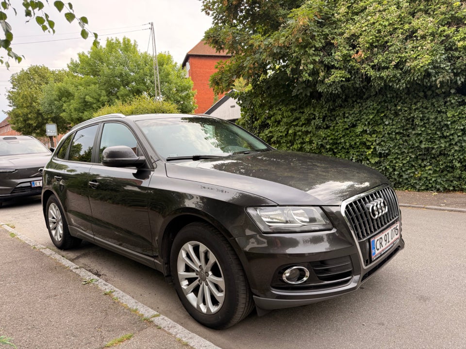 Audi Q5 2,0 TDi 143 5d