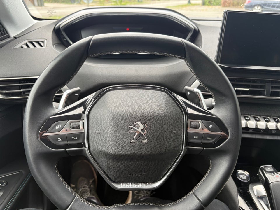 Peugeot 3008 1,6 Hybrid Allure Pack Limited EAT8 5d