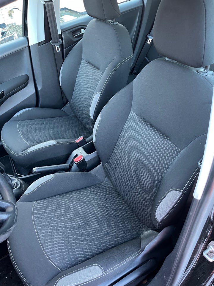 Peugeot 208 1,2 VTi 82 Active 5d