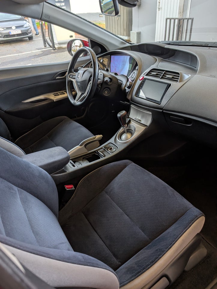 Honda Civic 1,8 Sport 5d