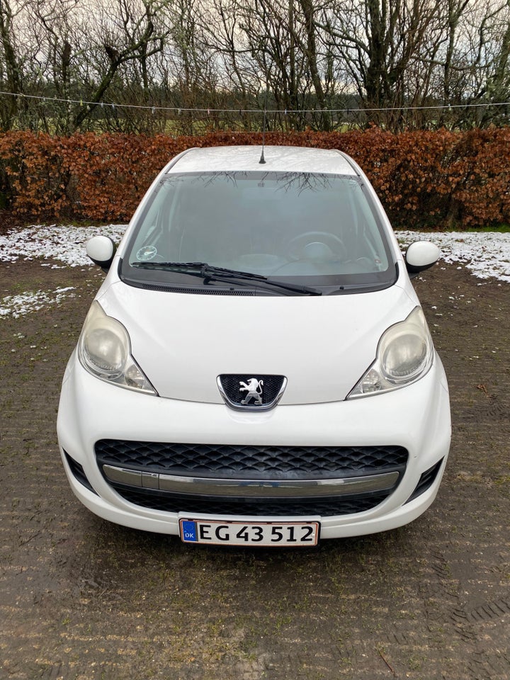 Peugeot 107 1,0 Active 5d