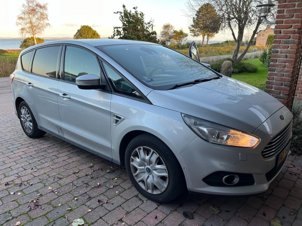 Ford S-MAX 2,0 TDCi 150 Titanium aut. Van 5d