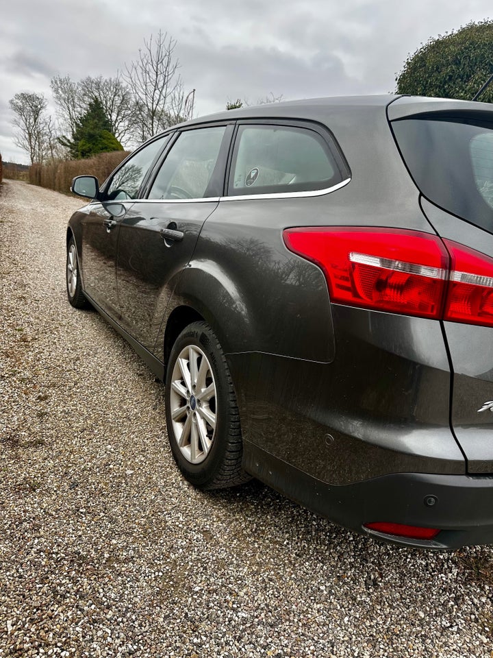 Ford Focus 1,0 SCTi 125 Business stc. 5d