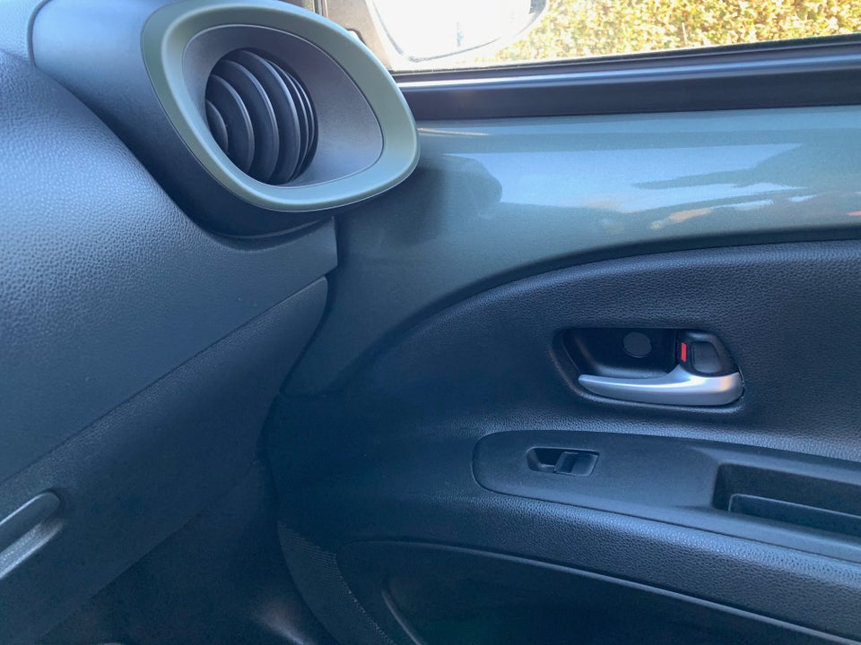 Toyota Aygo X 1,0 Limited s-CVT 5d