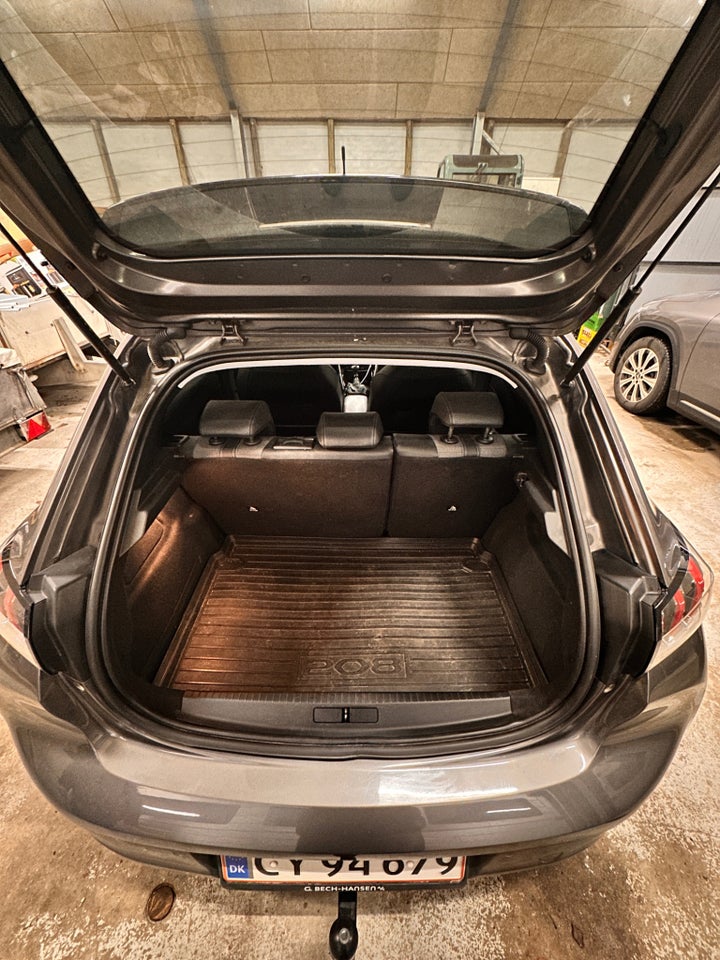 Peugeot 208 1,2 PureTech 100 Allure 5d