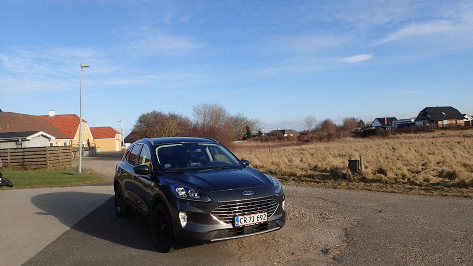 Ford Kuga 2,5 PHEV Titanium X CVT 5d