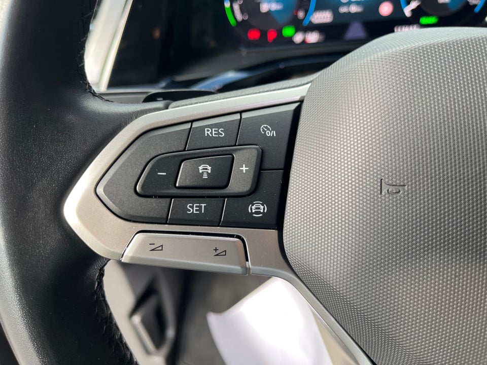 VW Multivan 1,4 eHybrid Life DSG lang