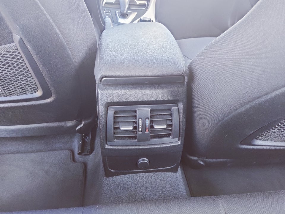 BMW 118d 2,0 Connected aut. 5d