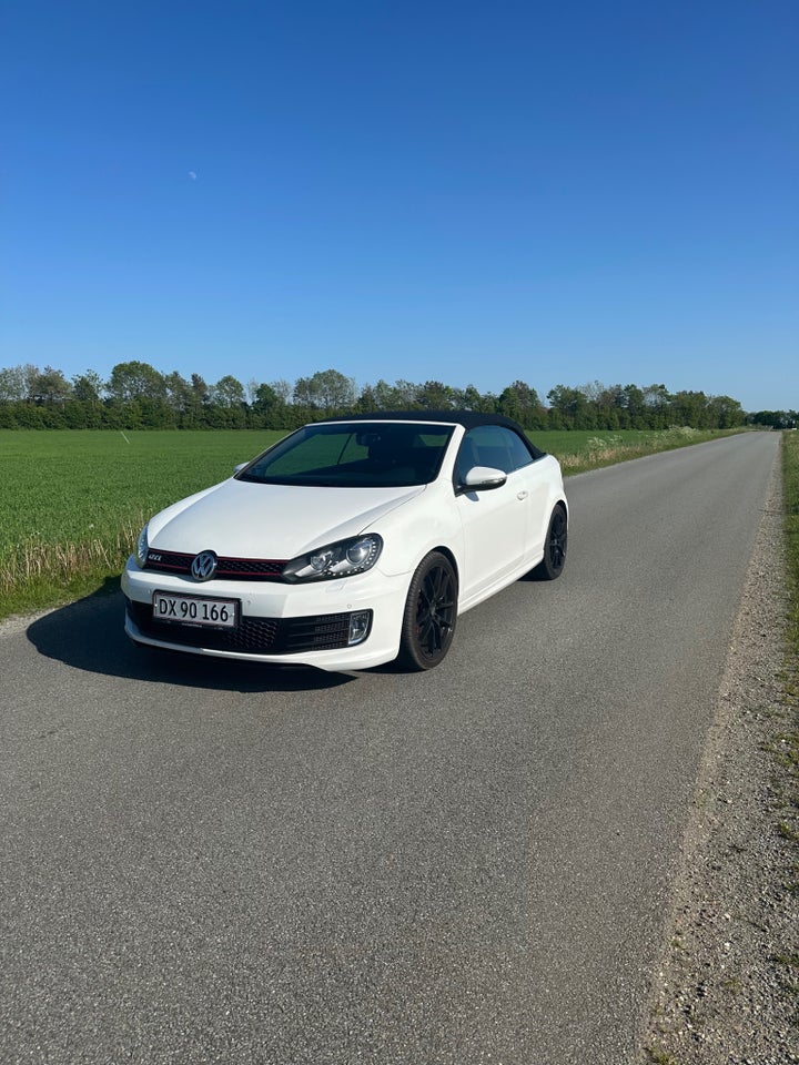 VW Golf VI 2,0 GTi Cabriolet DSG 2d