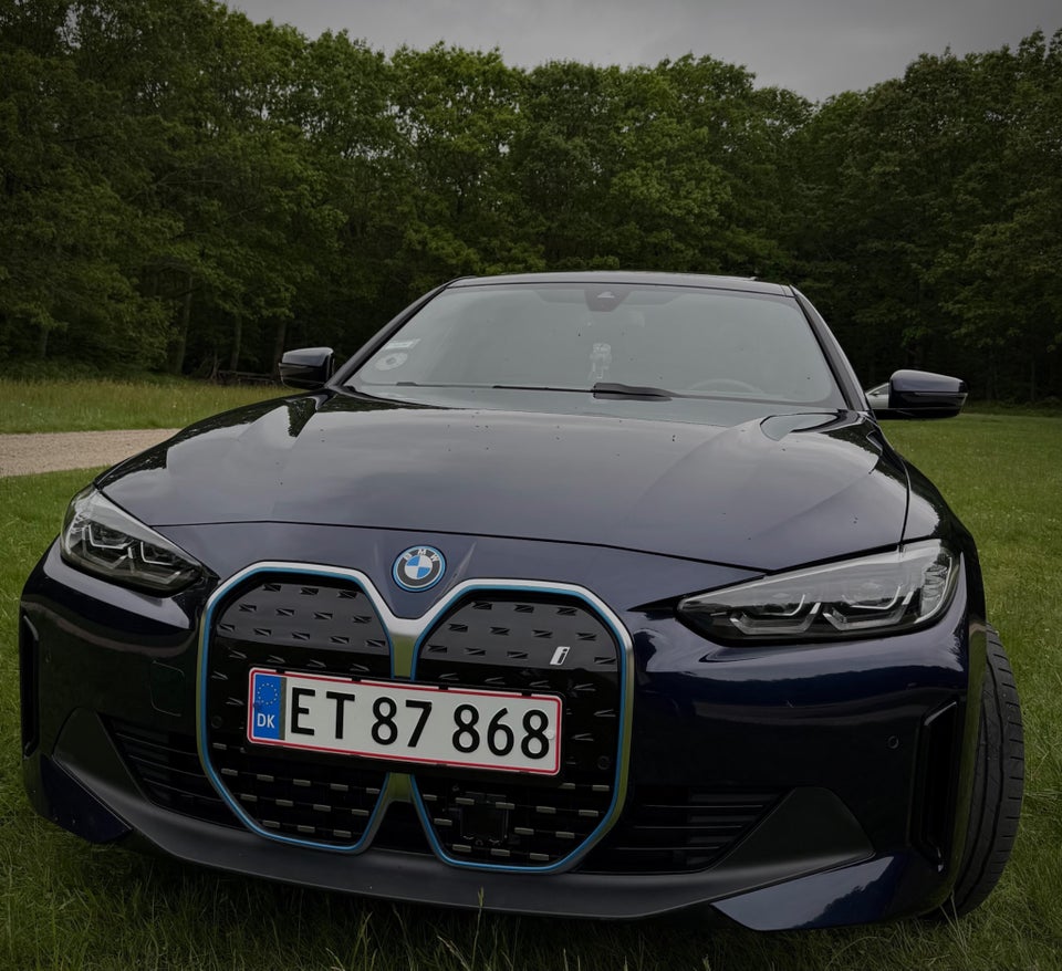BMW i4 eDrive35 Charged 5d