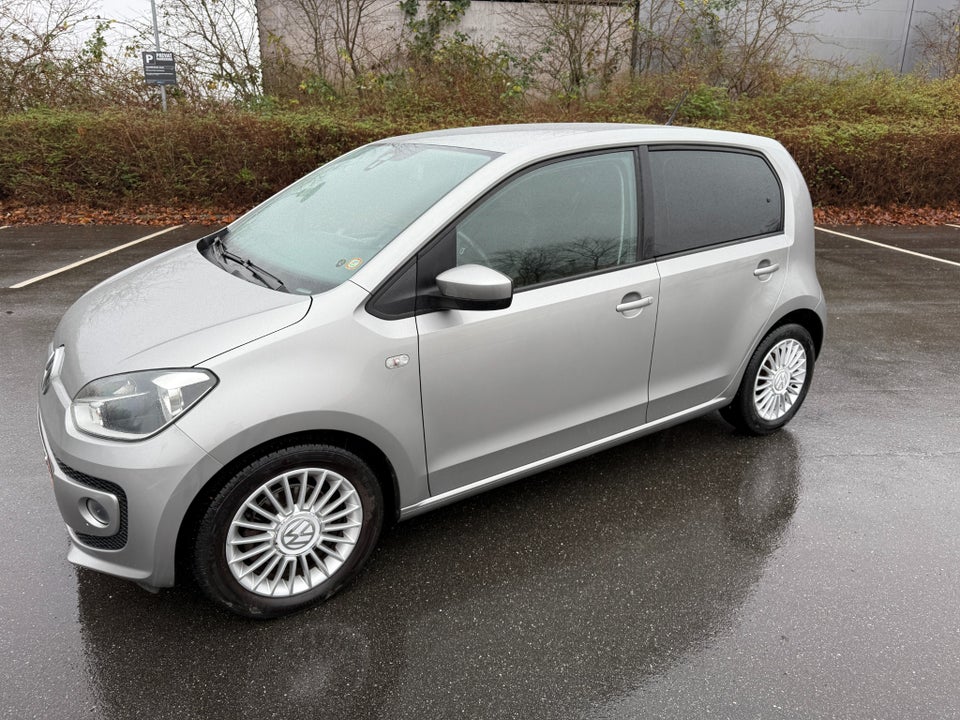 VW Up! 1,0 75 High Up! BMT 5d