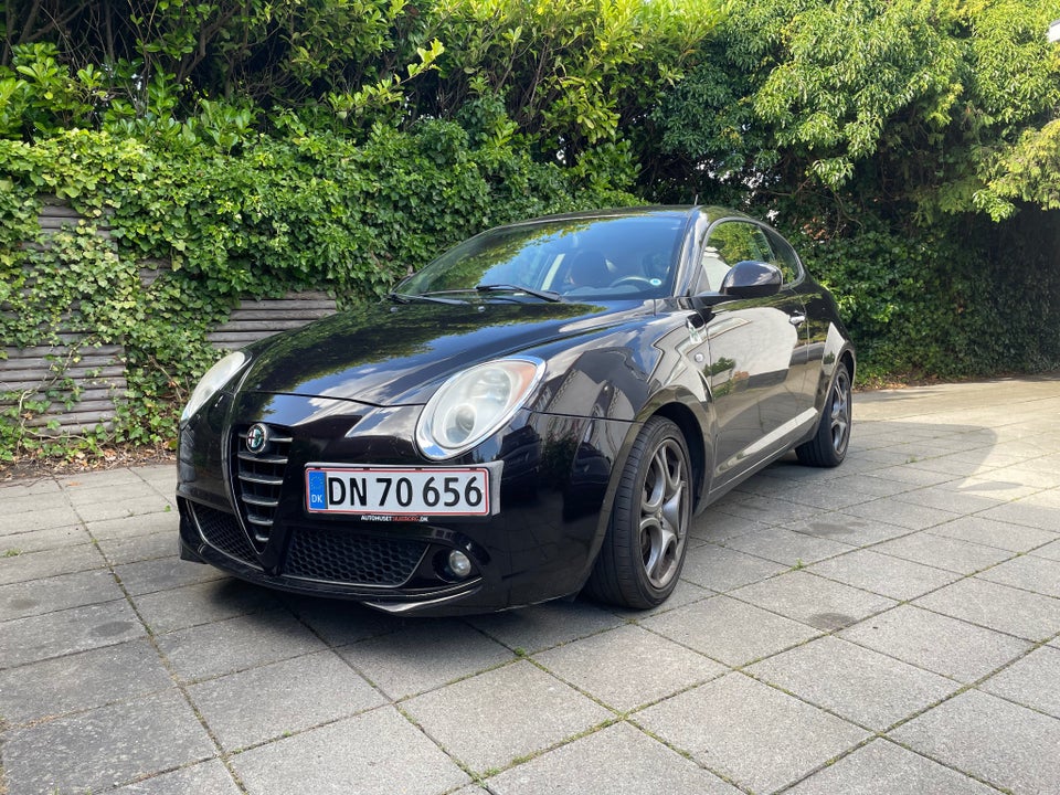 Alfa Romeo MiTo 1,4 TB 155 Distinctive 3d