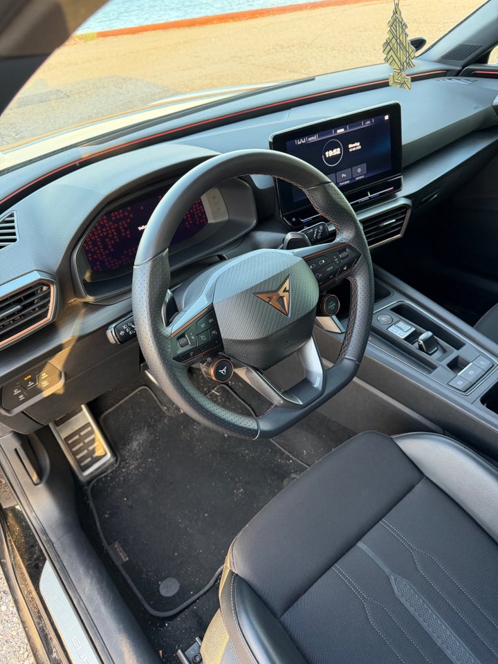 Cupra Leon 2,0 TSi Sportstourer DSG 4Drive 5d
