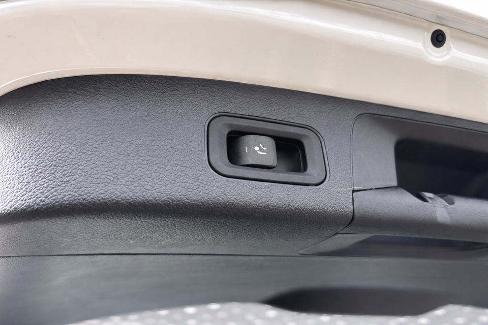 Mercedes EQA250+ Progressive Advance 5d