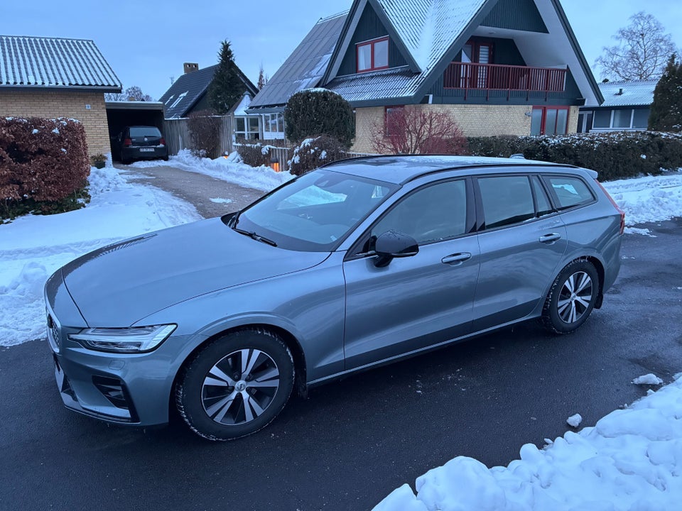 Volvo V60 2,0 T4 190 R-Design aut. 5d