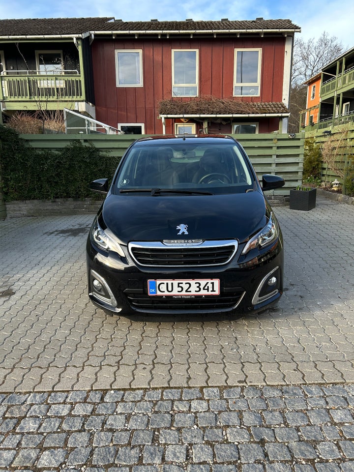 Peugeot 108 1,0 e-VTi 72 Infinity 5d