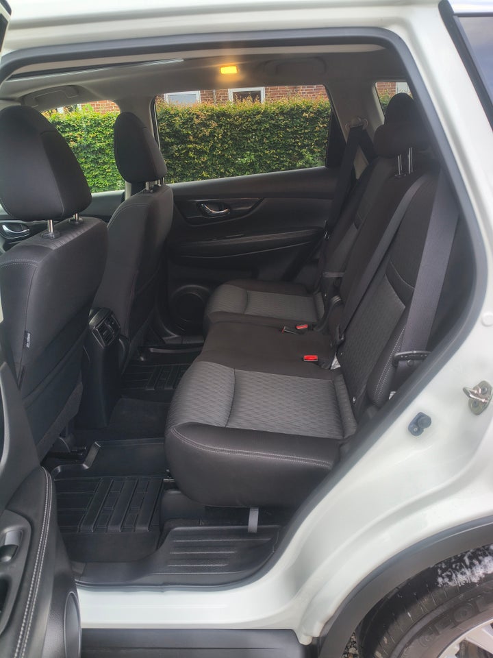 Nissan X-Trail 1,6 Dig-T 163 Acenta 7prs 5d