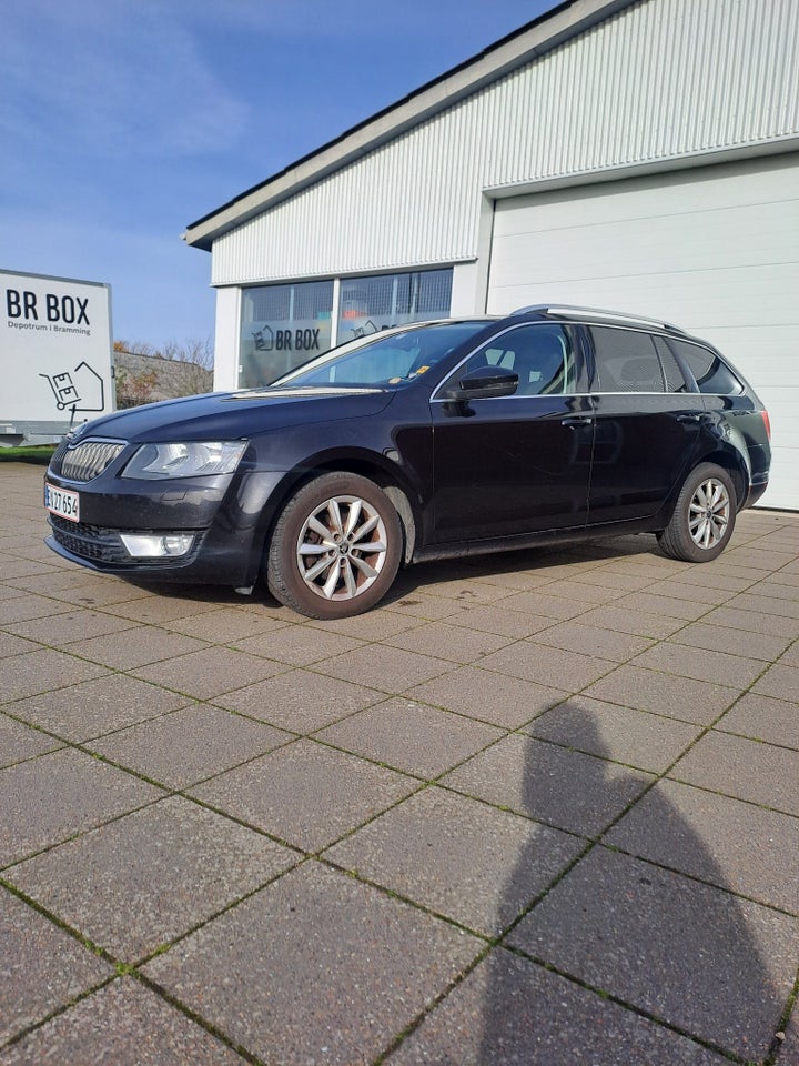 Skoda Octavia 1,4 TSi 140 Elegance Combi DSG 5d