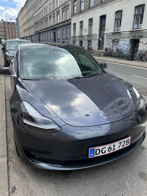 Tesla Model 3  Standard Range+ RWD 4d