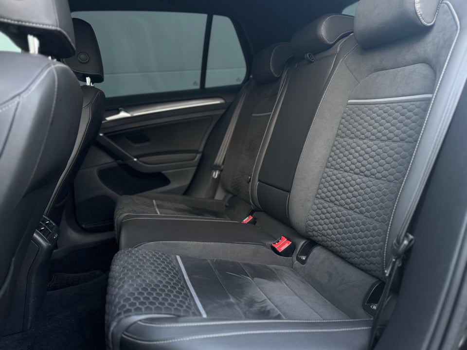 VW Golf VII 1,4 GTE DSG 5d