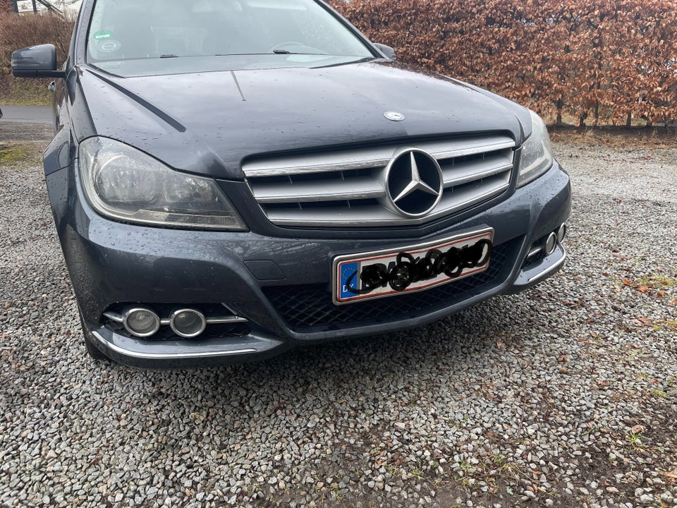 Mercedes C180 2,2 CDi Avantgarde stc. BE 5d