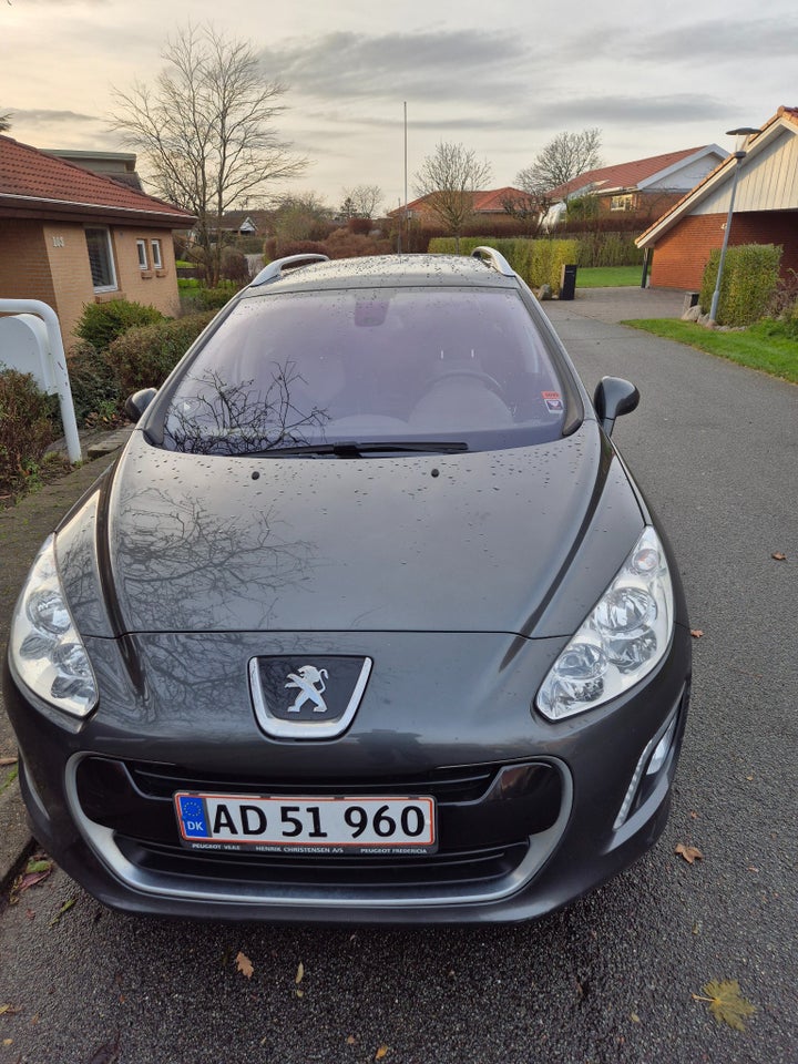 Peugeot 308 1,6 HDi 112 Sportium SW 5d