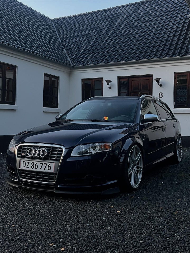 Audi S4 4,2 V8 Avant quattro 5d