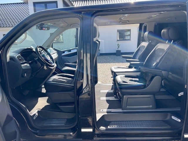 VW Multivan 2,0 TDi 204 Highline DSG kort