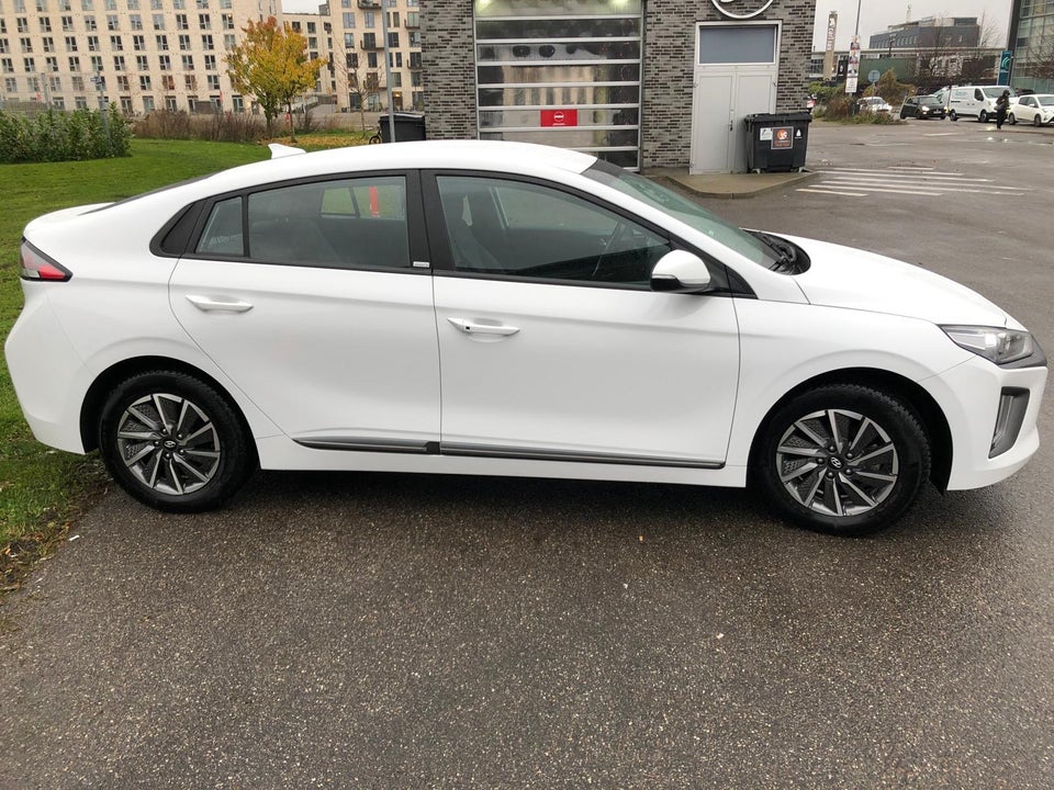 Hyundai Ioniq 40 EV Trend 5d