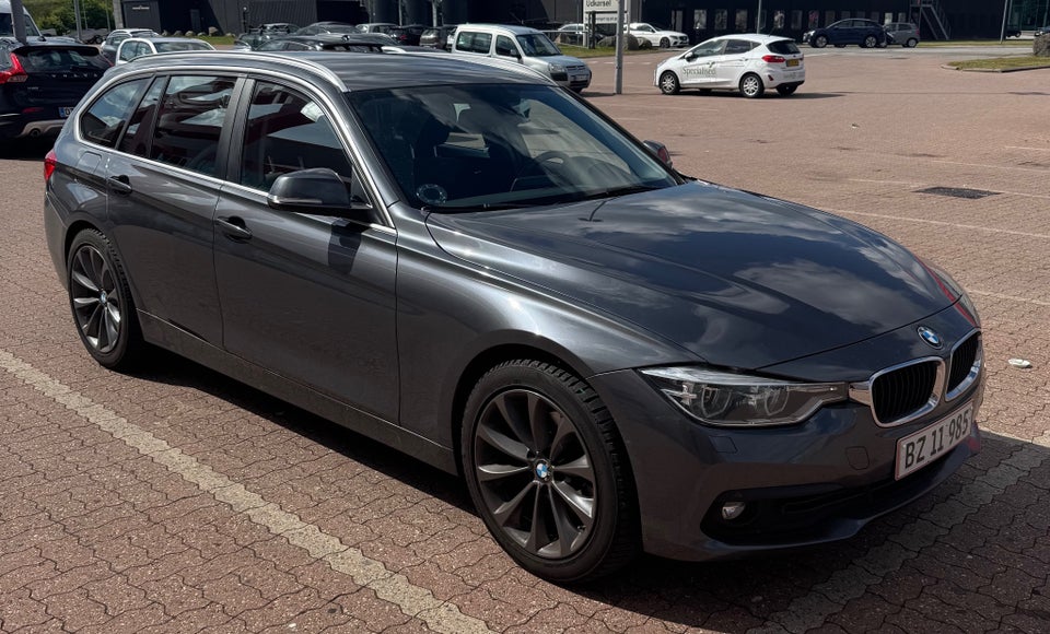 BMW 320d 2,0 Touring Executive aut. 5d