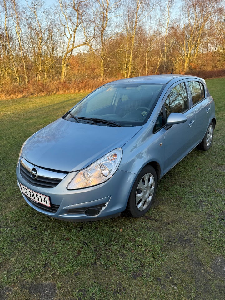 Opel Corsa 1,2 16V Edition 5d