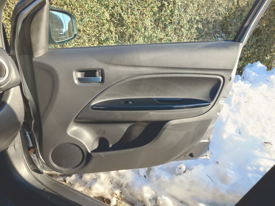 Mitsubishi Space Star 1,2 Inlead 5d