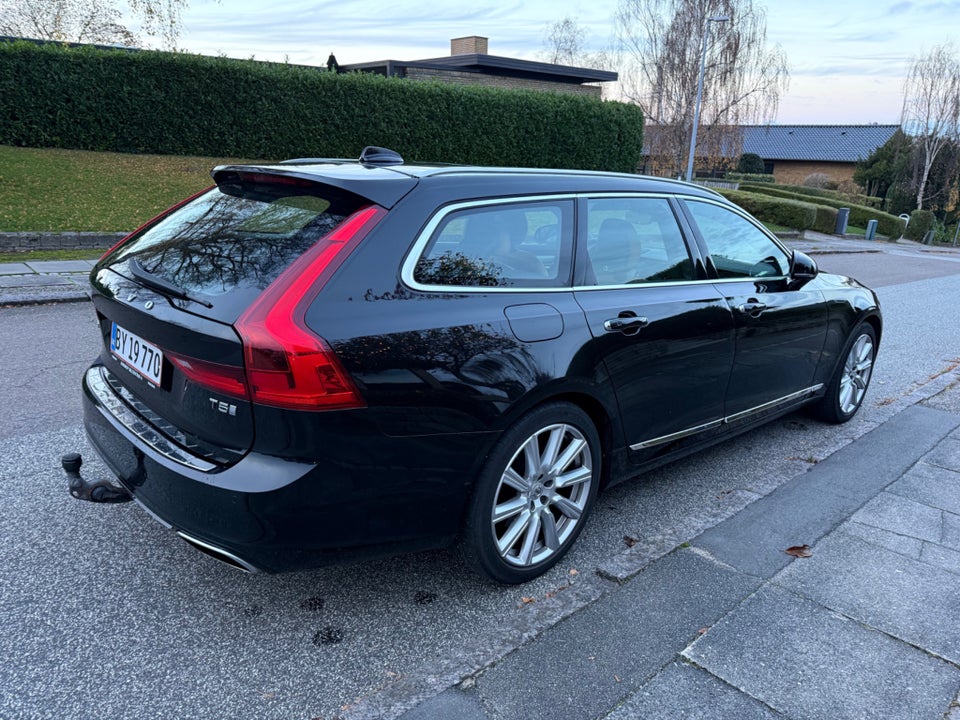 Volvo V90 2,0 T5 250 Inscription aut. 5d