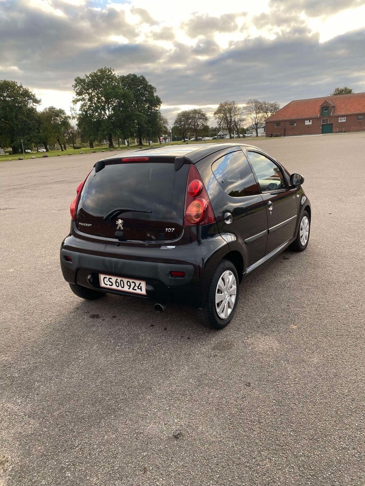 Peugeot 107 1,0  5d