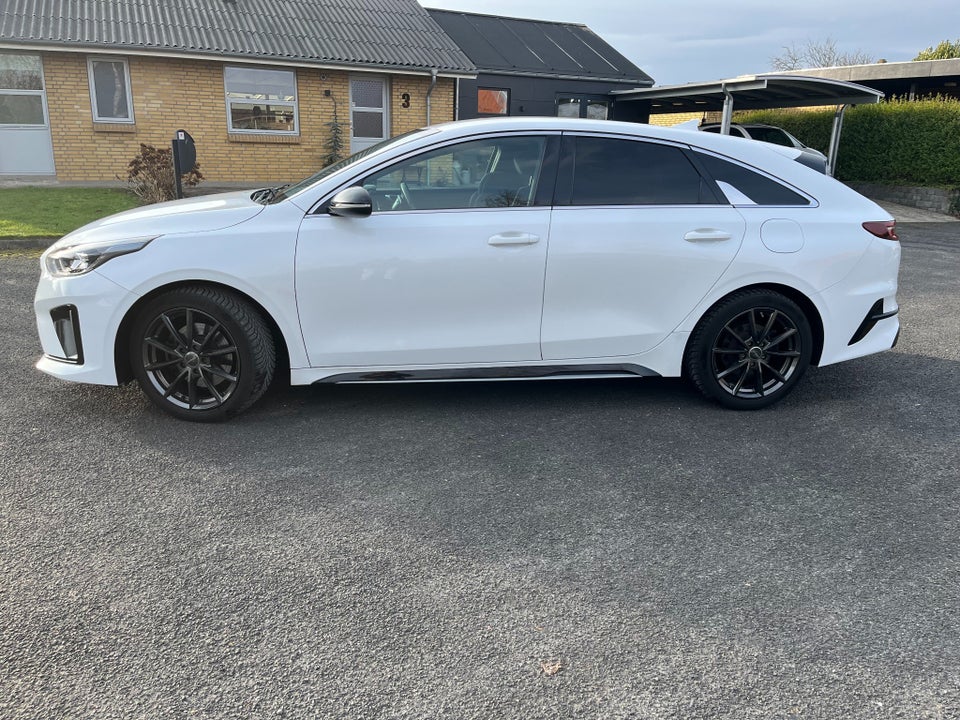 Kia ProCeed 1,4 T-GDi GT-Line DCT 5d