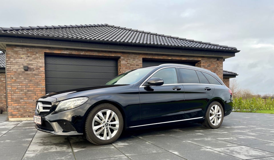 Mercedes C220 d 2,0 Avantgarde stc. aut. 5d