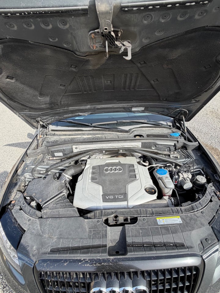 Audi Q5 3,0 TDi 240 quattro S-tr. Van 5d