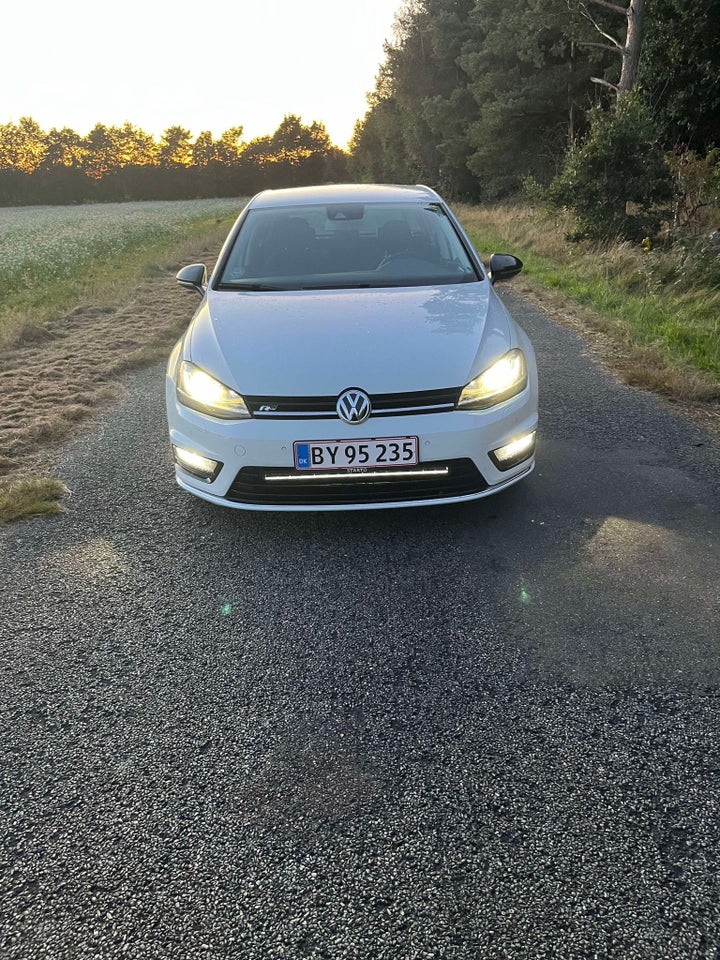 VW Golf VII 1,4 TSi 140 R-line BMT 5d