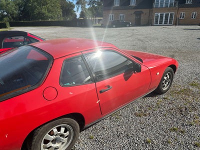 Porsche 924 2,0  3d