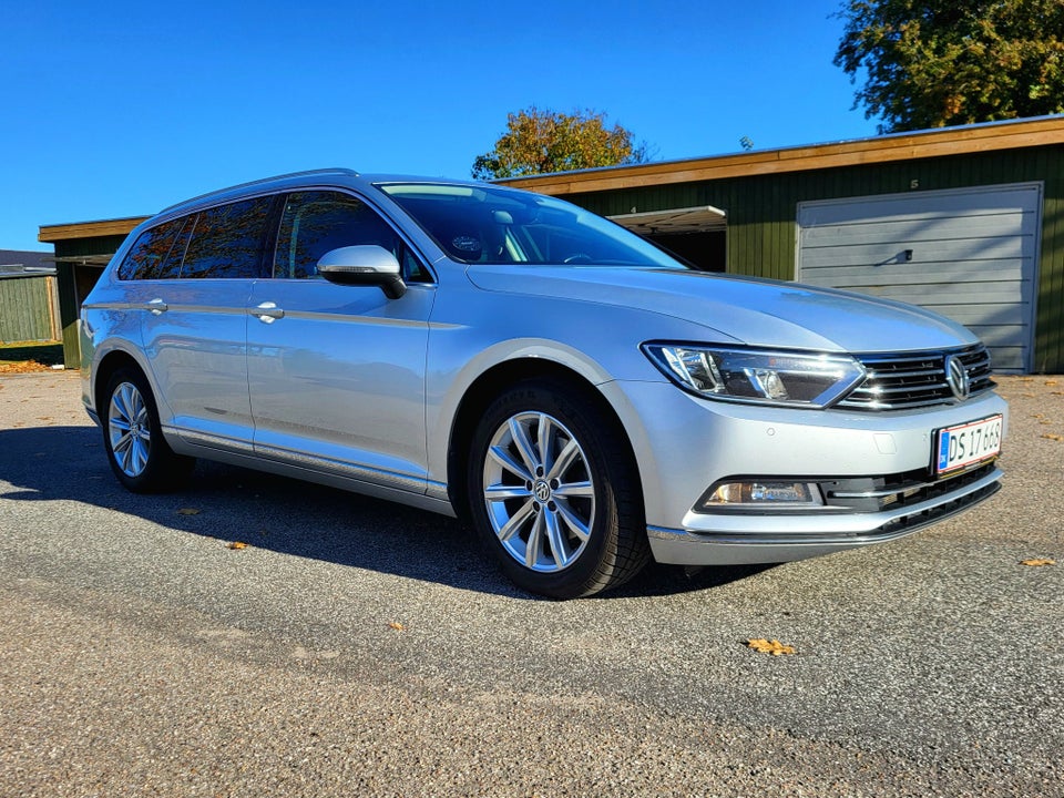 VW Passat 2,0 TDi 150 Highline Premium Variant DSG 5d
