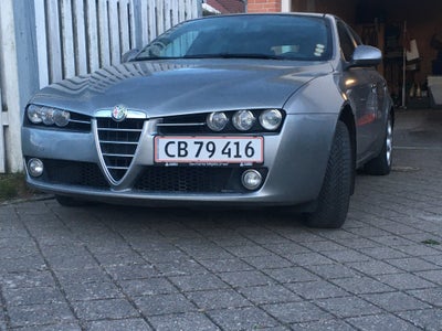 Alfa Romeo 159 2,2 JTS Lusso Sportwagon Selespeed 5d