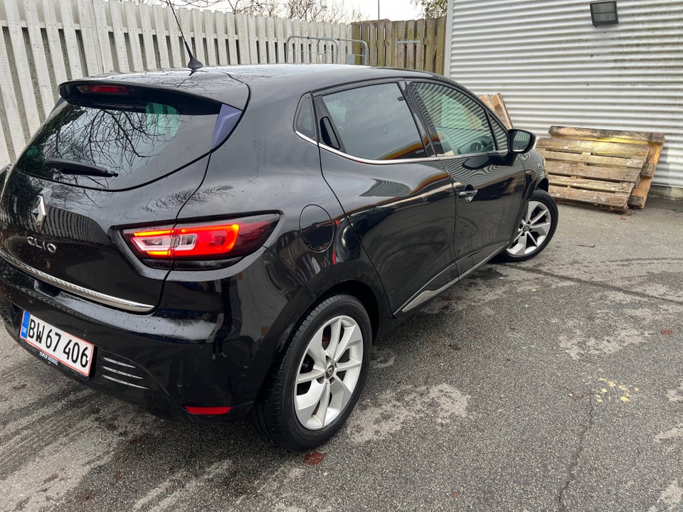 Renault Clio IV 1,5 dCi 90 Limited 5d