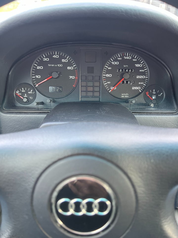 Audi 80 2,6 E 4d