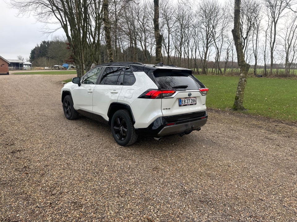 Toyota RAV4 2,5 Hybrid H3 Style MDS 5d