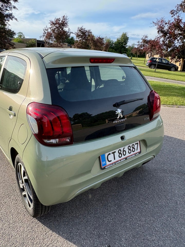 Peugeot 108 1,0 e-VTi 72 Infinity 5d