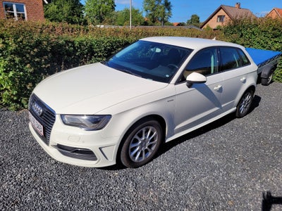 Audi A3 1,4 e-tron Attraction Sportback S-tr. 5d