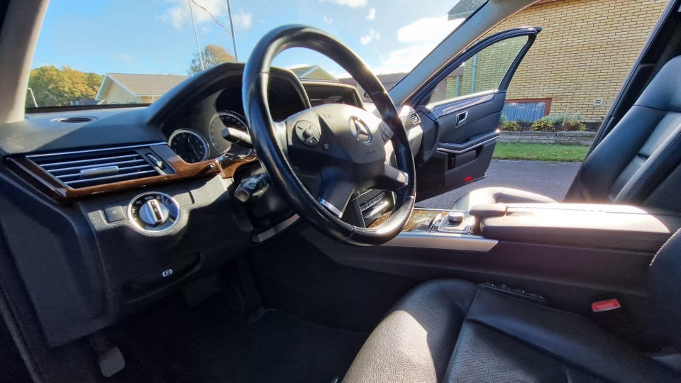 Mercedes E200 2,2 CDi Elegance stc. aut. BE 5d