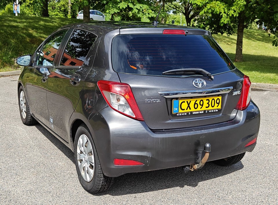 Toyota Yaris 1,4 D-4D T2 Van 5d