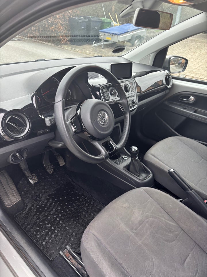 VW Up! 1,0 60 Move Up! BMT 5d